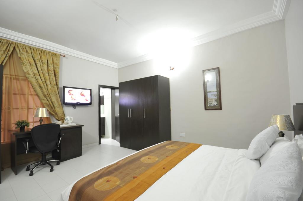 เชียร์ ลักชัวรี อพาร์ตเมนต์ แอนด์ สวีท คาร์กี Hotel อาบูจา ห้อง รูปภาพ