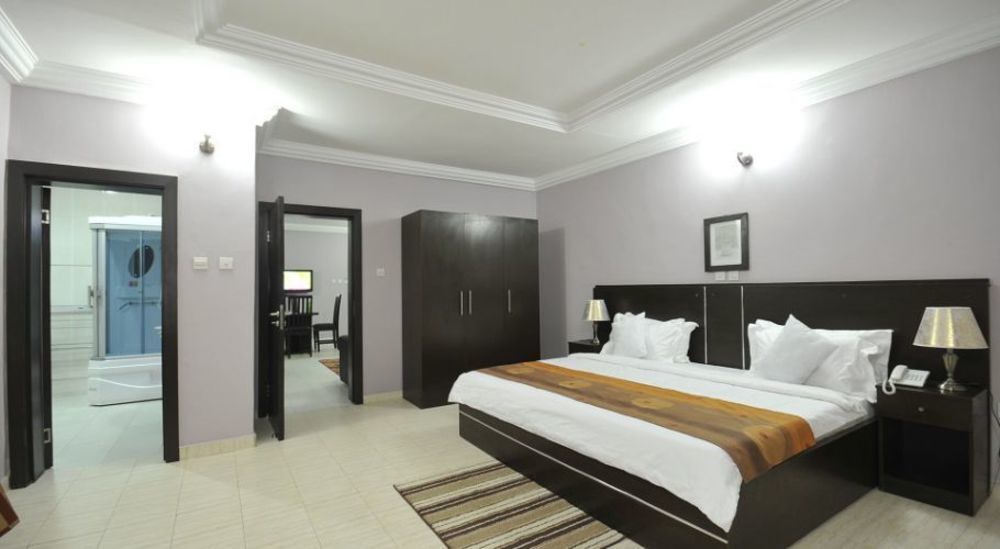เชียร์ ลักชัวรี อพาร์ตเมนต์ แอนด์ สวีท คาร์กี Hotel อาบูจา ภายนอก รูปภาพ